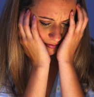 ������؋��̔Y�݁F�x�m�{�s�ō������E�C�Ӑ����E���Ȕj�Y�E�l�Đ�������